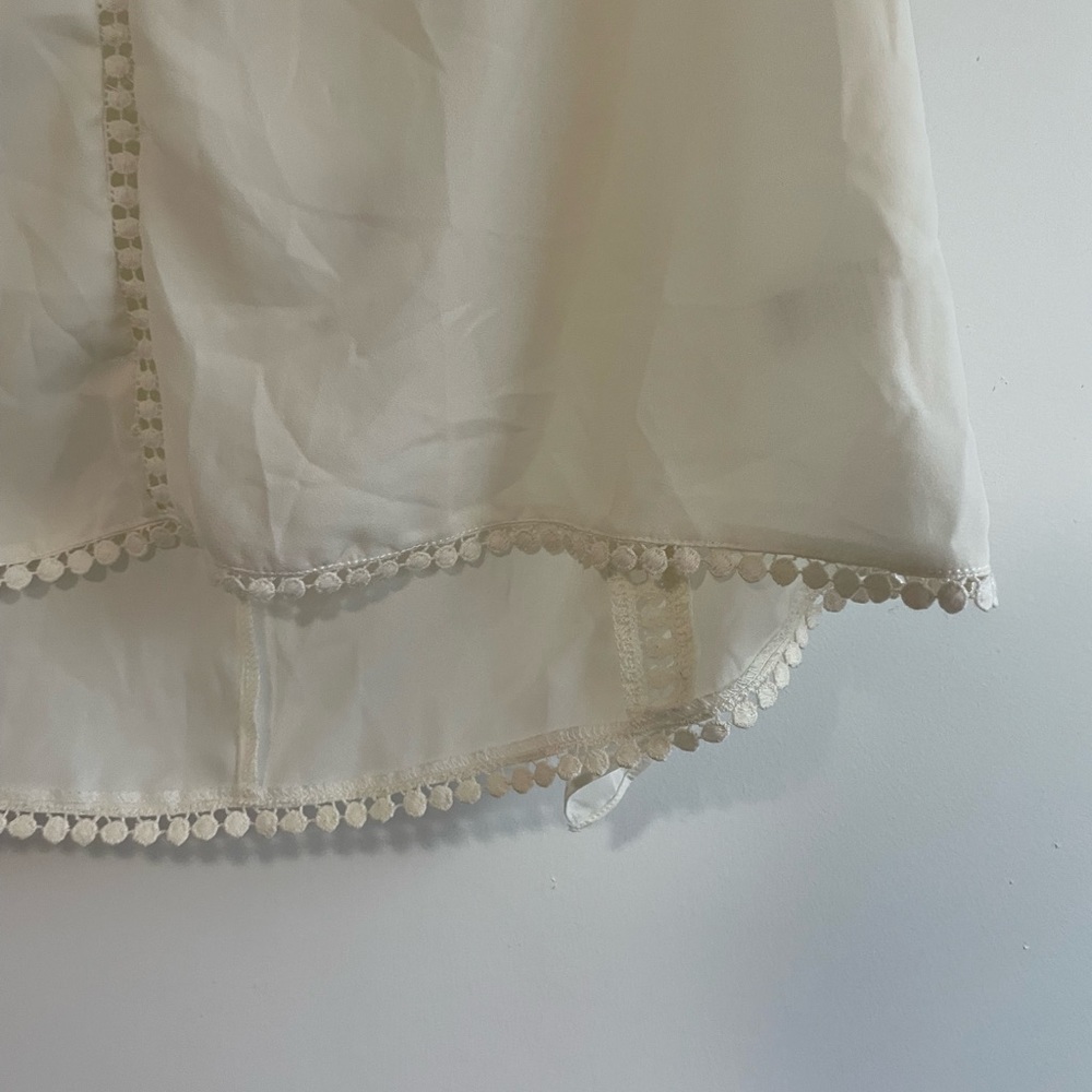 Alythea Ruffle Blouse - Picture 4 of 5